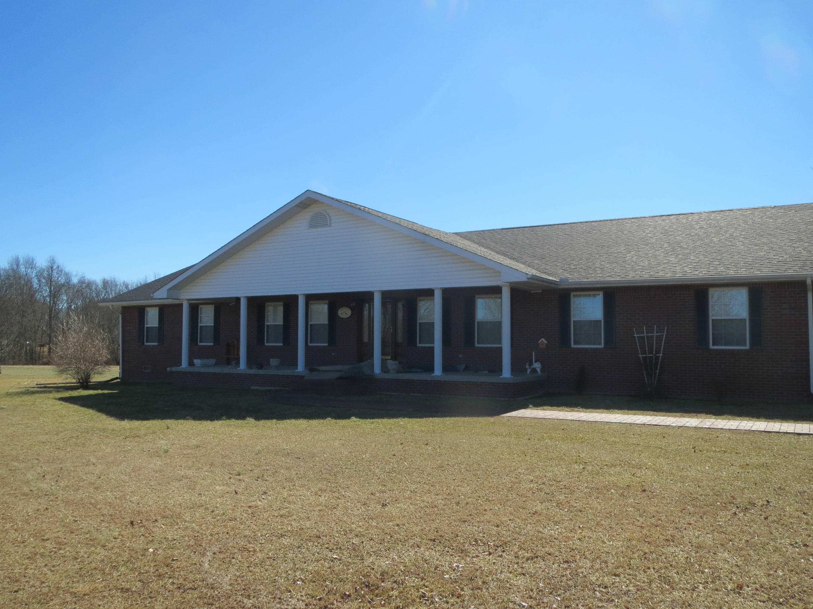 3140 Rugby Pike Jamestown, TN 38556 - Photo 2 of 14 Savage 001