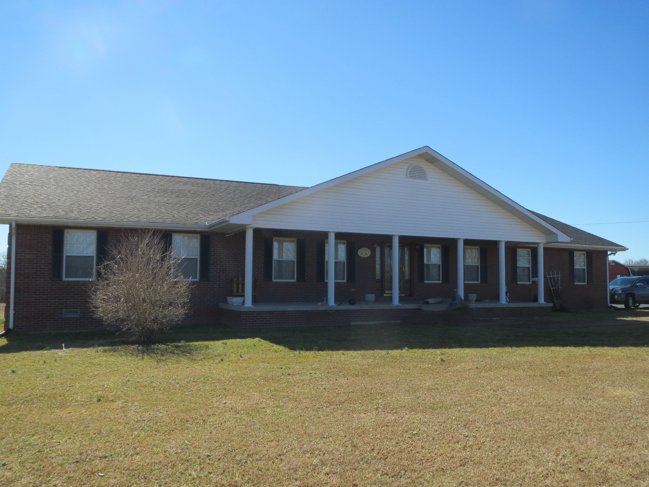 3140 Rugby Pike Jamestown, TN 38556 - Photo 3 of 14 Savage 003