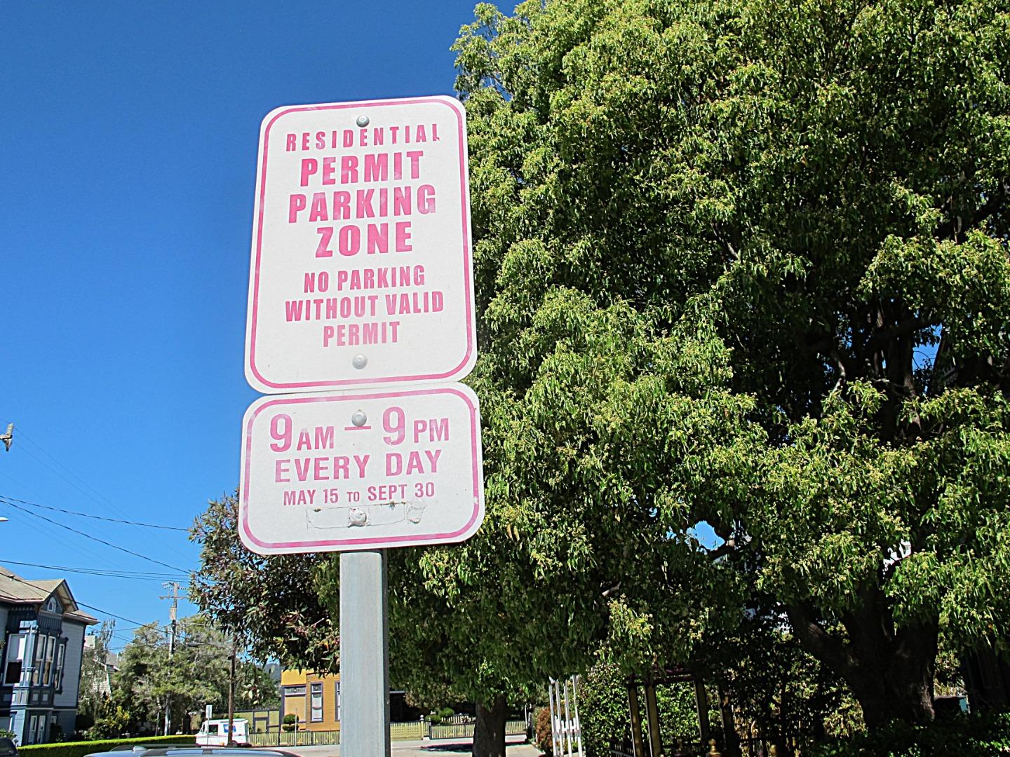 328 Main Street, Unit 13 Santa Cruz, CA 95060 - Photo 26 of 27 a sign on the side of a building
