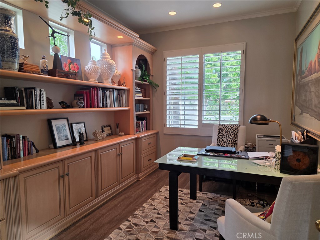 17 Avignon Newport Coast, CA 92657 - Photo 8 of 19 a workspace with furniture and window