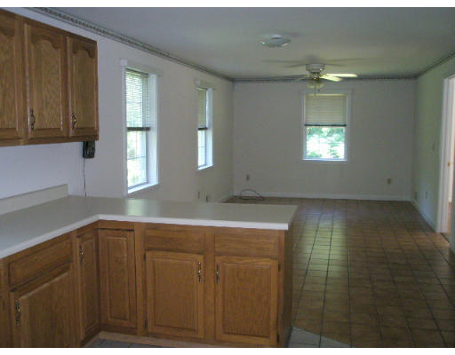 18 Blodgett Road Holland, MA 01521 - Photo 5 of 13