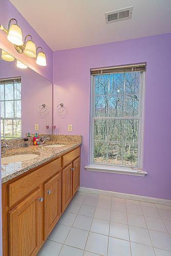 8 Champlain Road Monmouth Junction, NJ 08852 - Photo 15 of 34