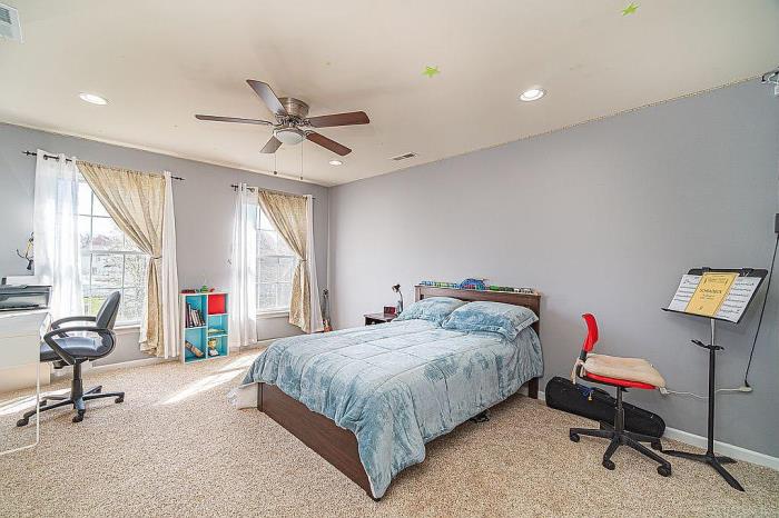 8 Champlain Road Monmouth Junction, NJ 08852 - Photo 24 of 34