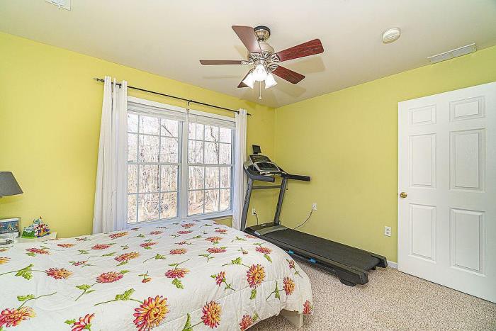 8 Champlain Road Monmouth Junction, NJ 08852 - Photo 25 of 34