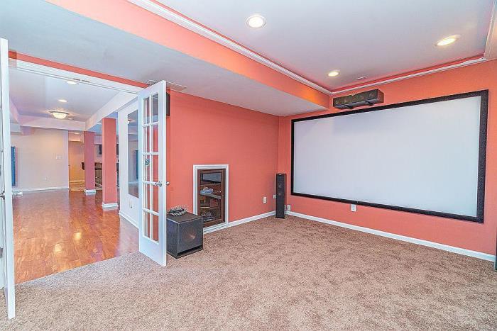 8 Champlain Road Monmouth Junction, NJ 08852 - Photo 7 of 34