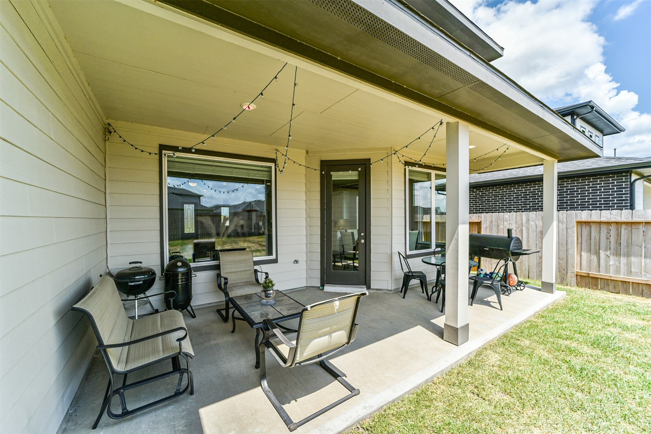 29510 Red Rocks Pk Drive Katy, TX 77494 - Photo 30 of 31 a building outdoor space with patio furniture and potted plants
