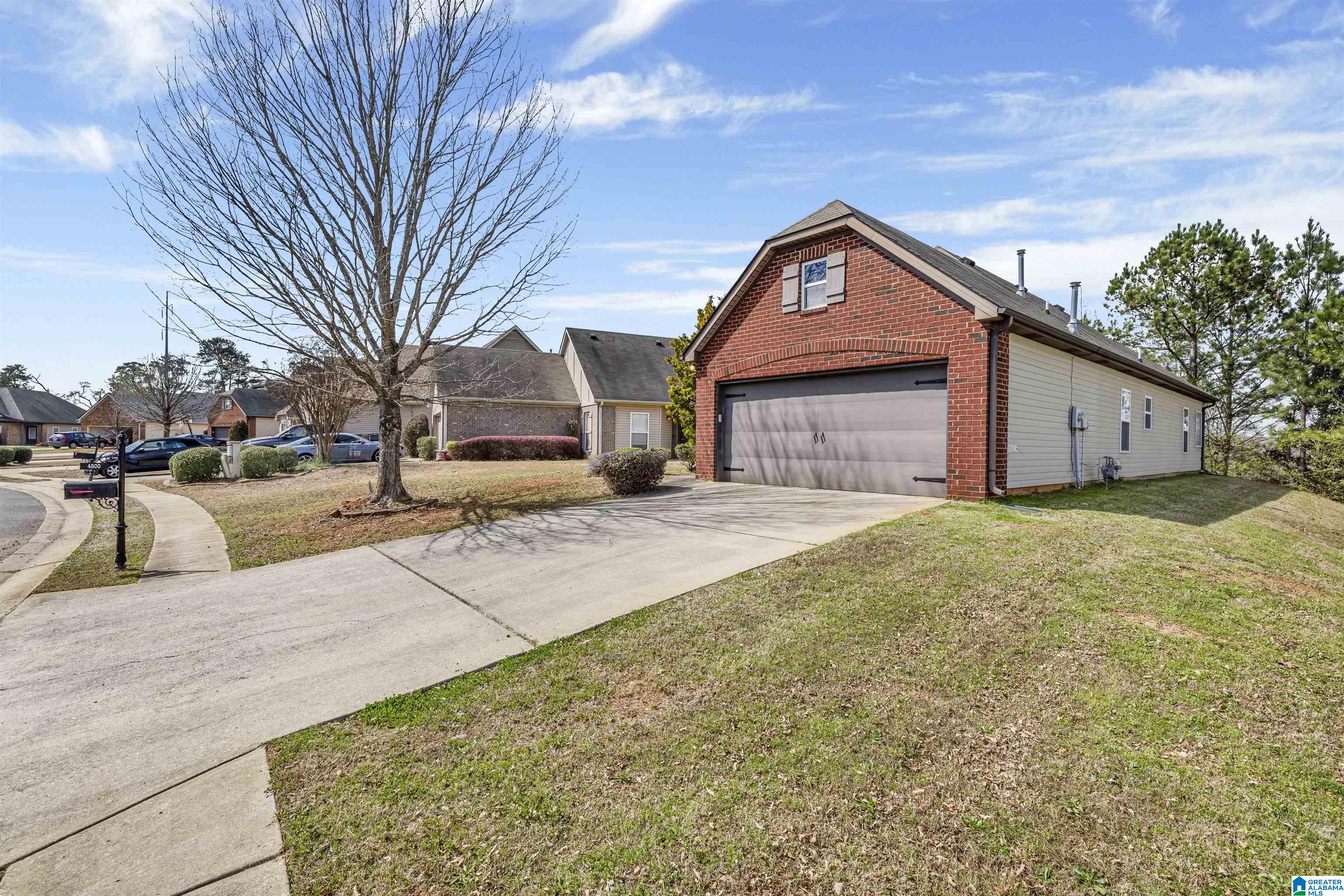 4500 Rosser Loop Drive Bessemer, AL 35022 - Photo 2 of 27