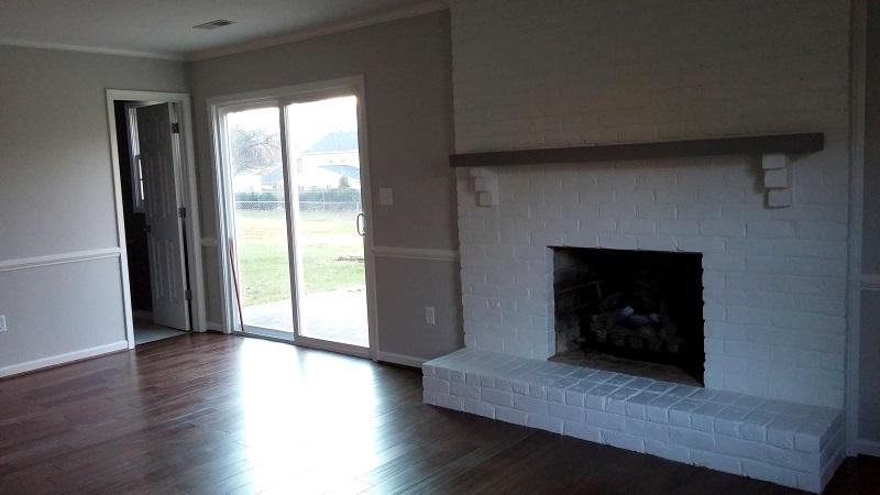 1671 Millbridge Road Salem, VA 24153 - Photo 14 of 55 Back living room 1