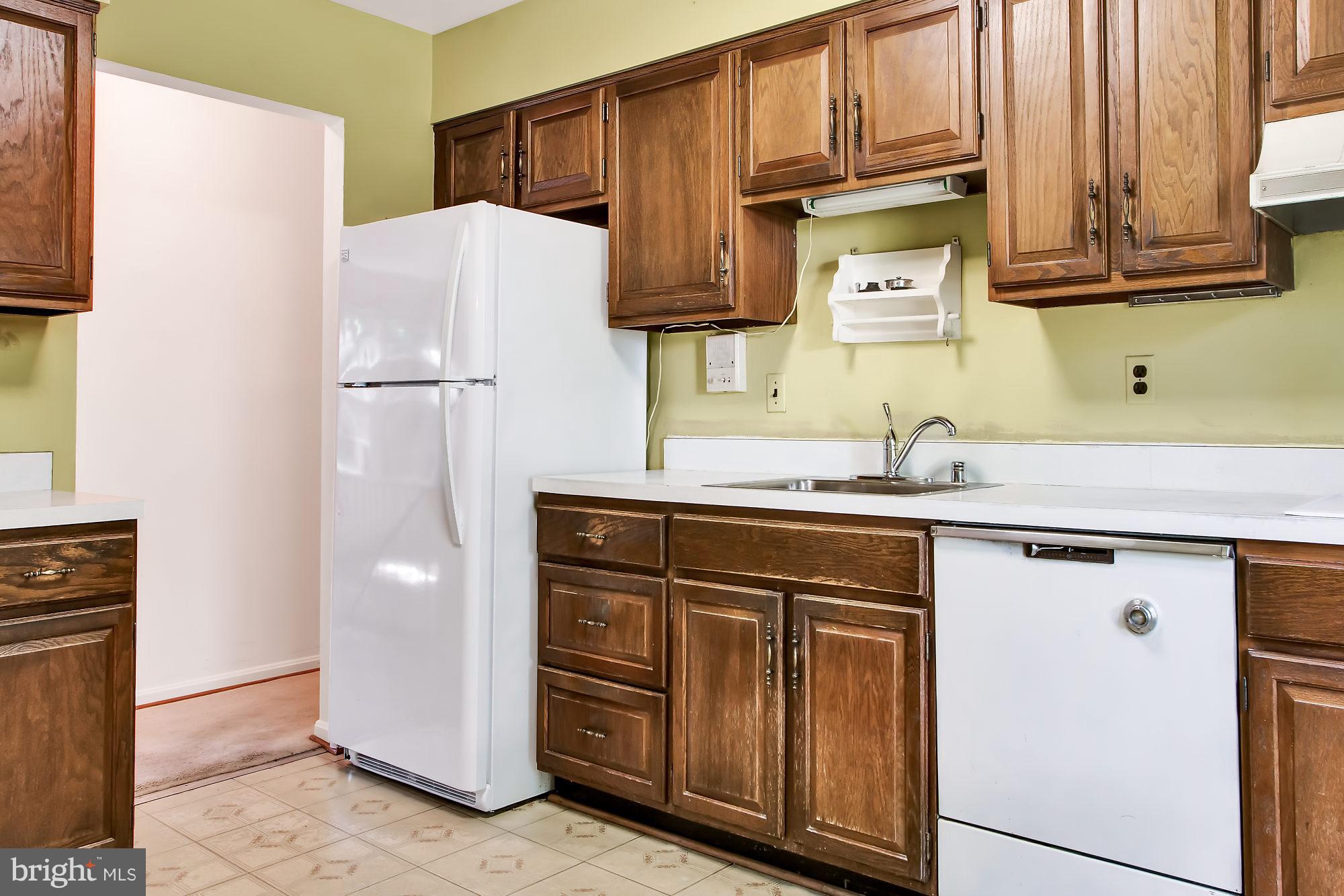 12628 Billington Road Silver Spring, MD 20904 - Photo 5 of 20 Kitchen