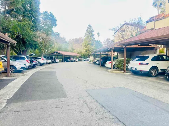 $499,888 | 320-320 North Villa Way, Walnut Creek, CA 94595