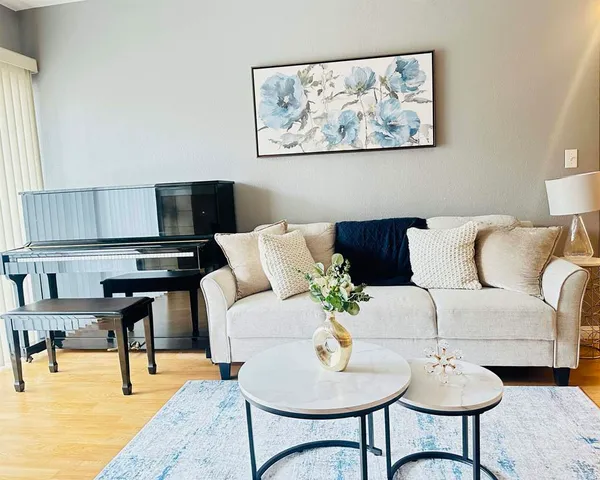 $499,888 | 320-320 North Villa Way, Walnut Creek, CA 94595