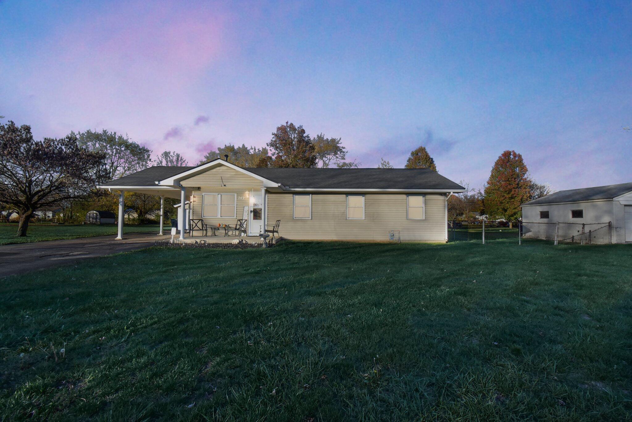 742 Rumsey Road Columbus, OH 43207 - Photo 1 of 25 1-web-or-mls-742-rumsey-rd