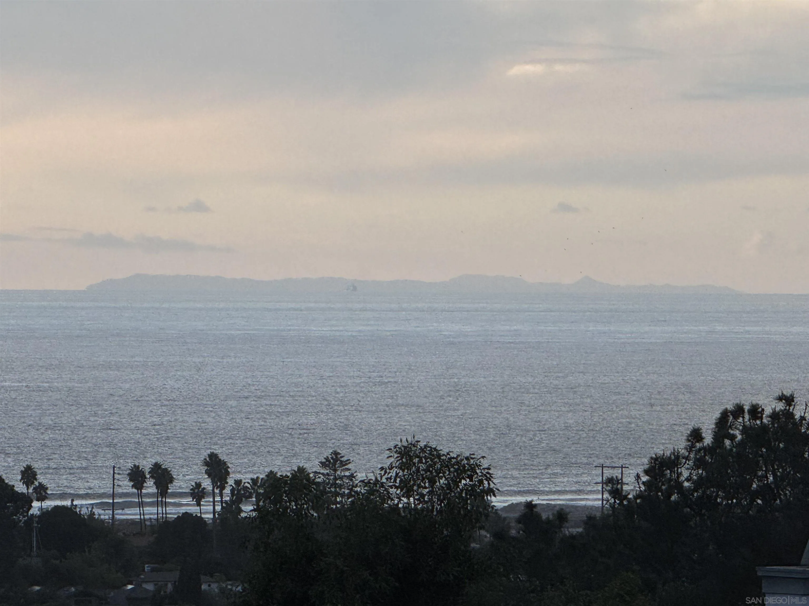 1711 Burgundy Road Encinitas, CA 92024 - Photo 5 of 49