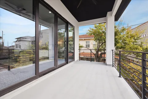 $1,600,000 | 3209 McCulloch Circle, Houston, TX 77056