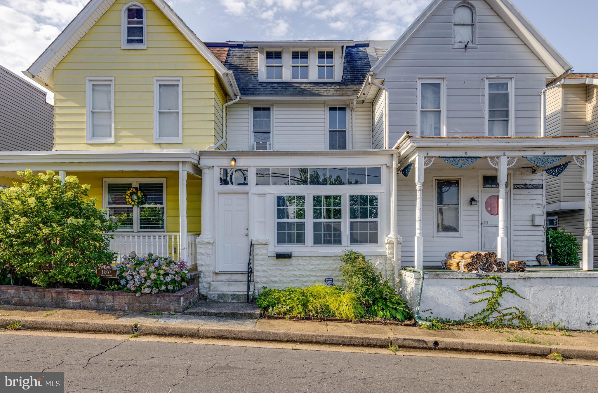 1009 Rectory Lane Baltimore, MD 21211 - Photo 1 of 20