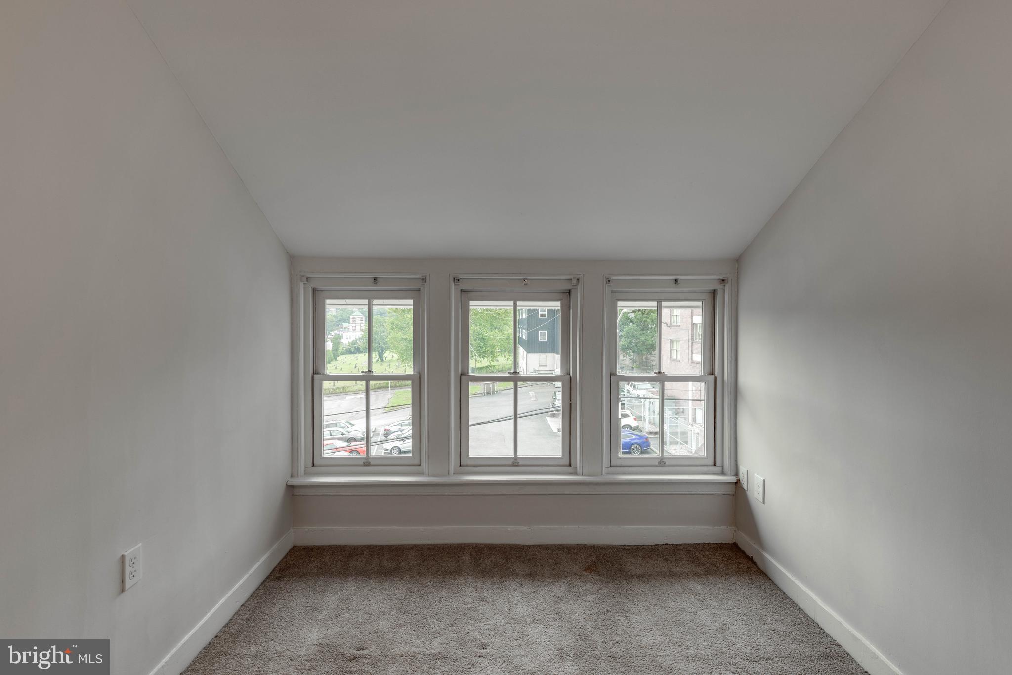 1009 Rectory Lane Baltimore, MD 21211 - Photo 16 of 20