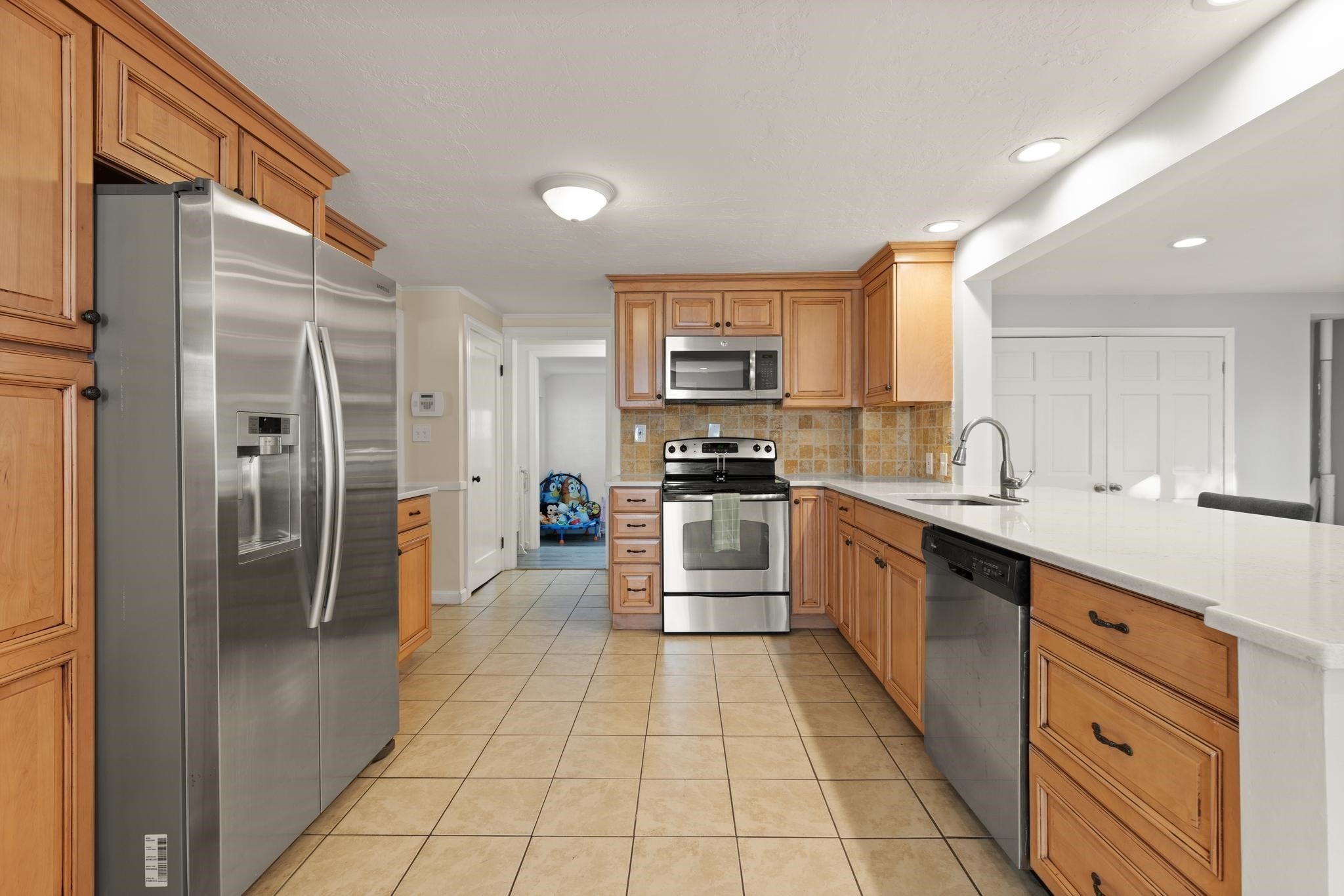 6 Longworth Road Worcester, MA 01602 - Photo 18 of 39 Gallery Image 18