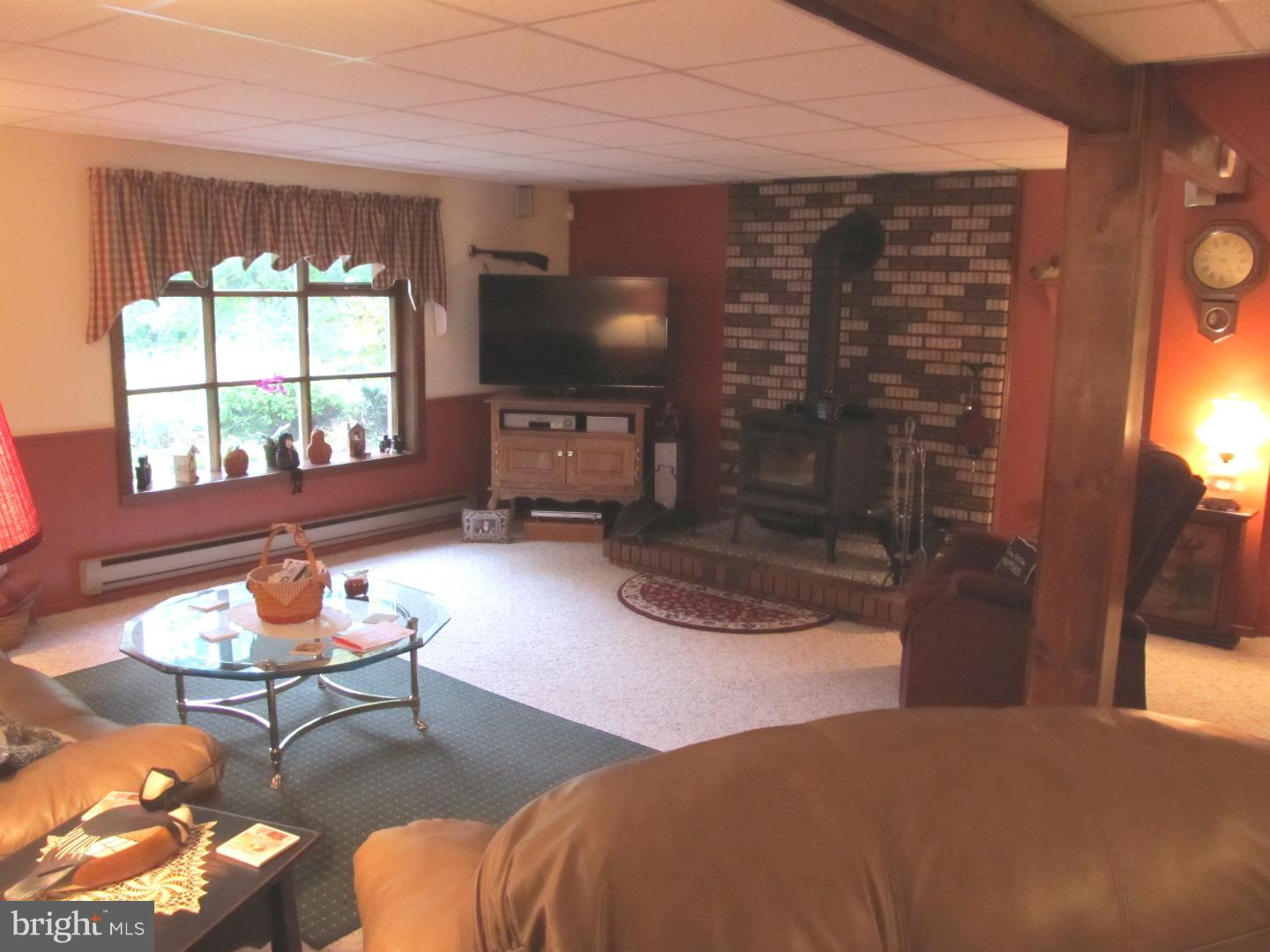 209 Ellisdale Road Chesterfield, NJ 08515 - Photo 13 of 25