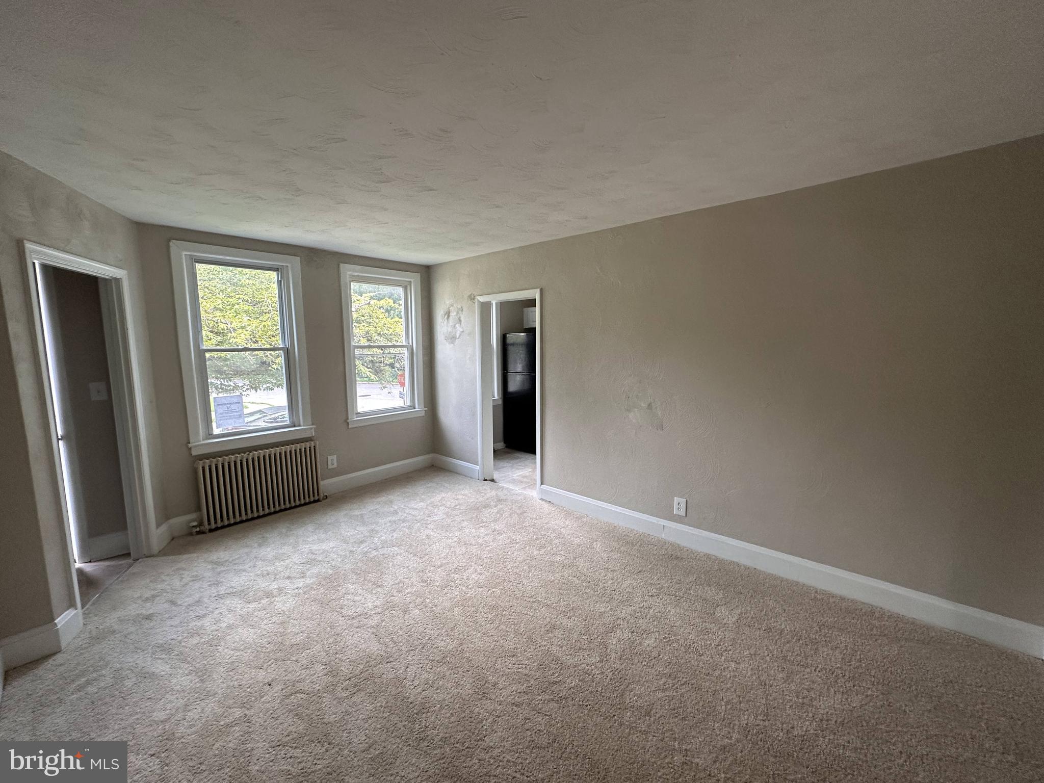 4047 Cedardale Road Baltimore, MD 21215 - Photo 3 of 14 Living Area