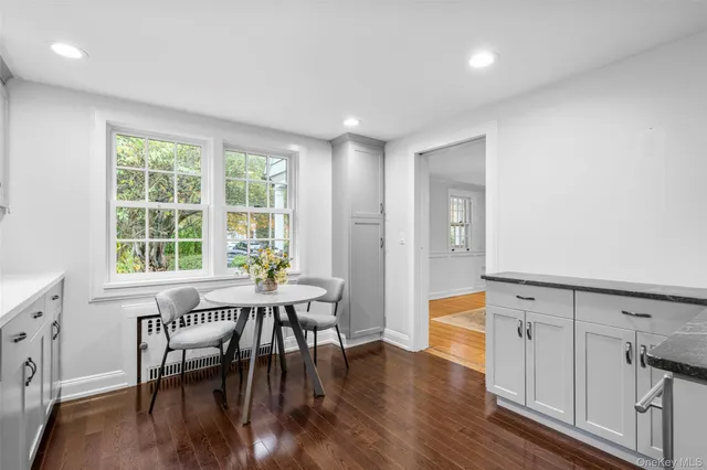 $1,800,000 | 417 Wynnewood Road, Pelham, NY 10803