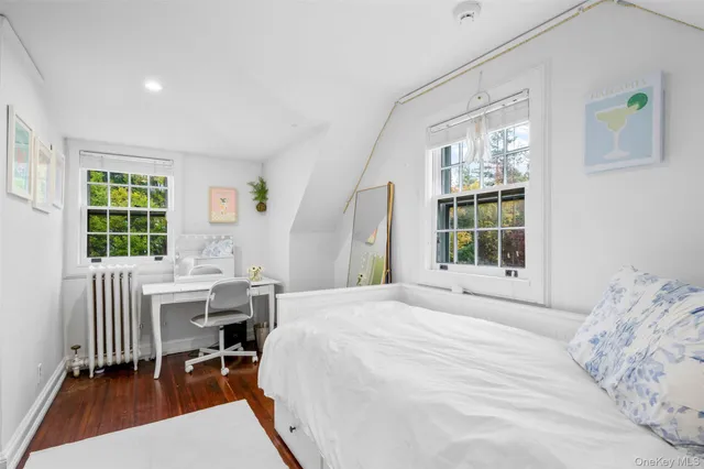 $1,800,000 | 417 Wynnewood Road, Pelham, NY 10803