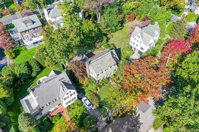 $1,800,000 | 417 Wynnewood Road, Pelham, NY 10803