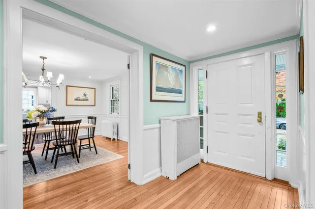 $1,800,000 | 417 Wynnewood Road, Pelham, NY 10803