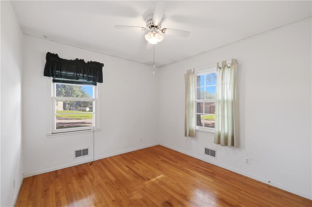 3918 South Main Street Independence, MO 64055 - Photo 15 of 24