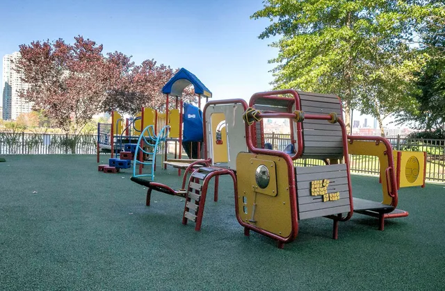 $999,000 | 20 2nd Street, Unit 1102, Jersey City, NJ 07302