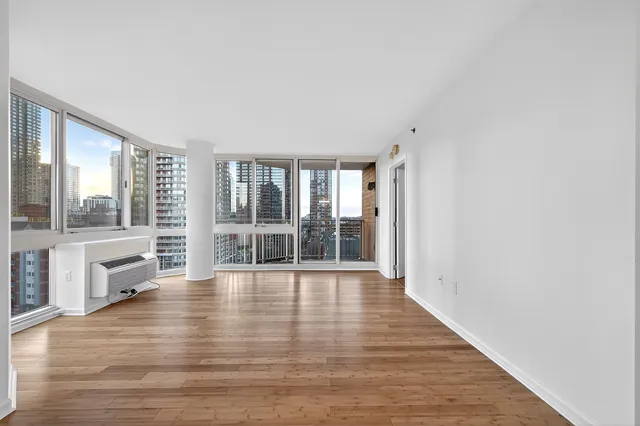 $999,000 | 20 2nd Street, Unit 1102, Jersey City, NJ 07302