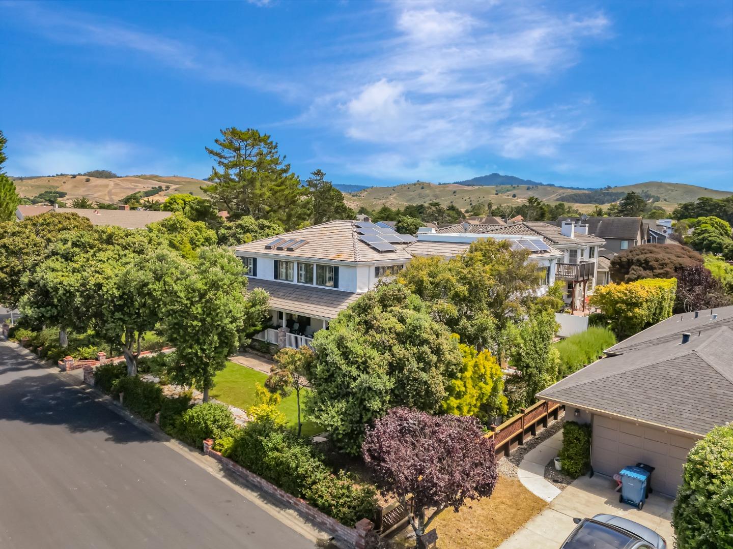 392 Greenbrier Road Half Moon Bay, CA 94019 - Photo 33 of 43 Gallery Image 33