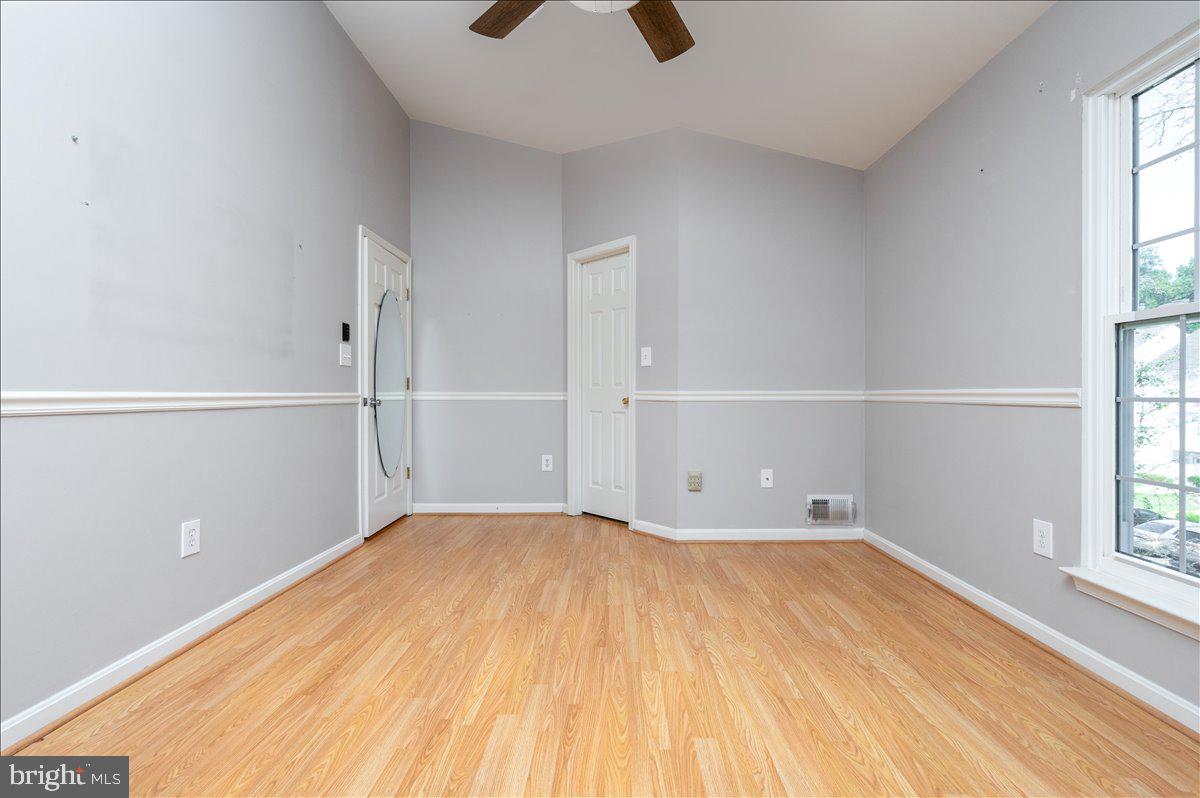 2209 Commissary Circle, Unit 284 Odenton, MD 21113 - Photo 19 of 34