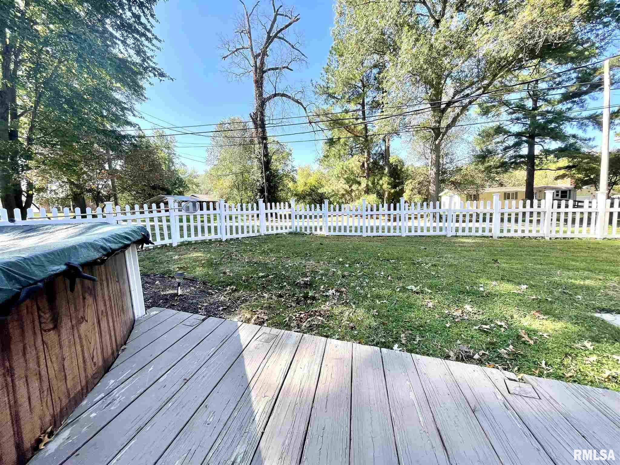 210 Benedict Street Valier, IL 62891 - Photo 29 of 41 Gallery Image 29