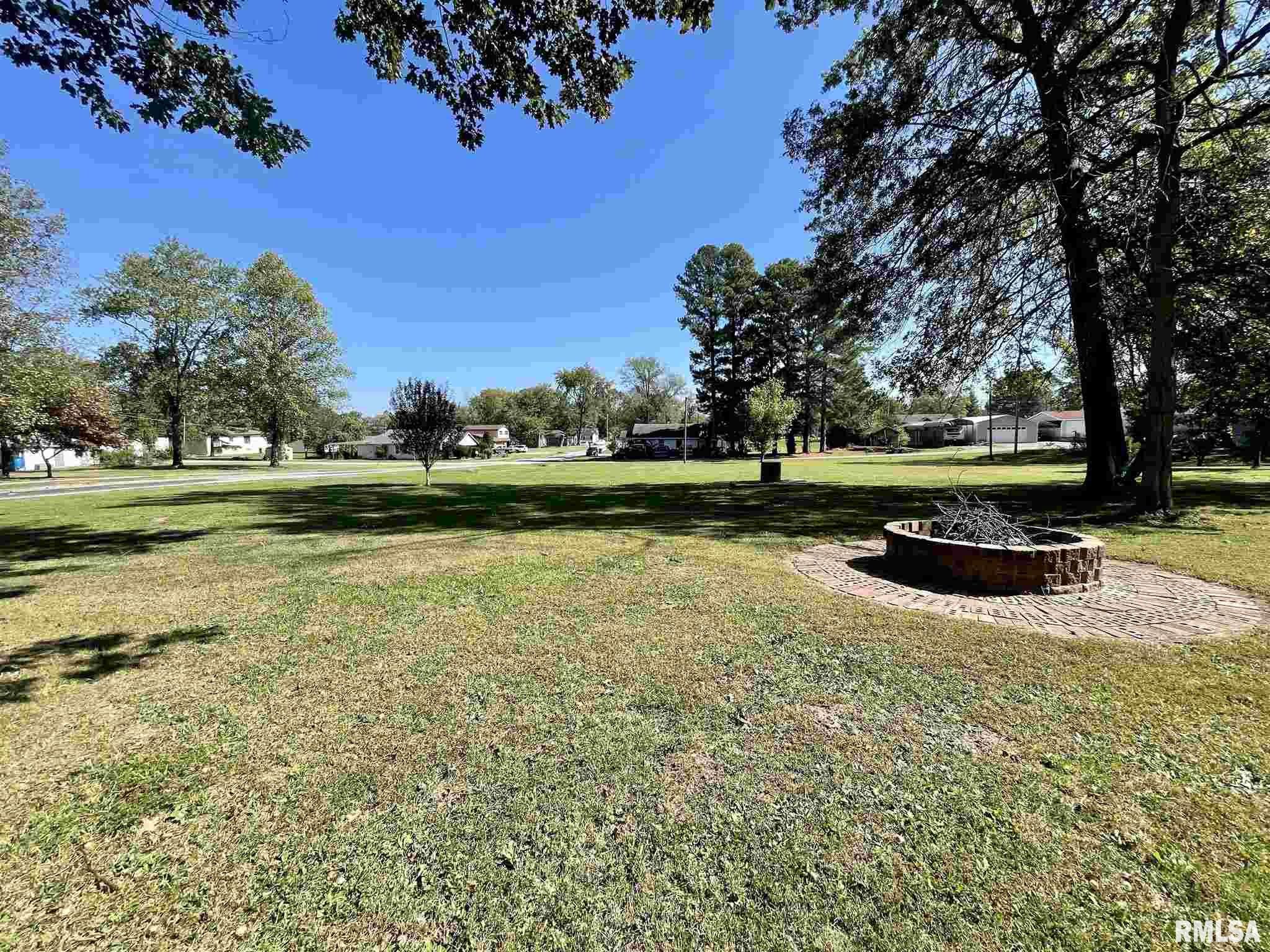 210 Benedict Street Valier, IL 62891 - Photo 38 of 41 Gallery Image 38