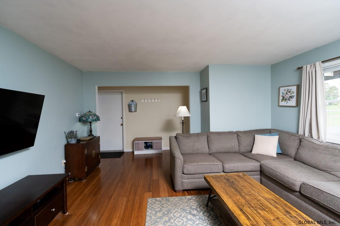 172 Forts Ferry Road Colonie, NY 12110 - Photo 4 of 22 Photo 4