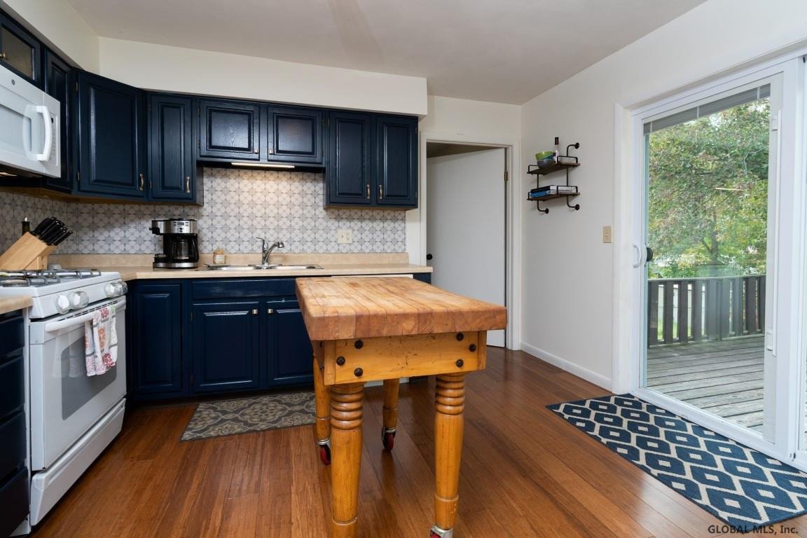 172 Forts Ferry Road Colonie, NY 12110 - Photo 6 of 22 Photo 6