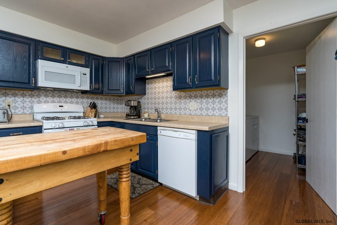 172 Forts Ferry Road Colonie, NY 12110 - Photo 7 of 22 Photo 7