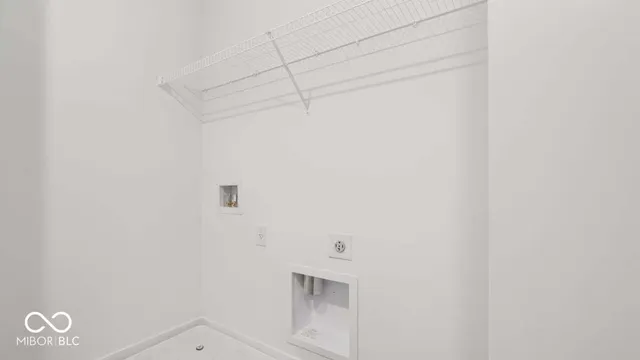 $288,900 | 6094 Cascades Drive, Whitestown, IN 46075