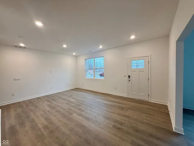 $288,900 | 6094 Cascades Drive, Whitestown, IN 46075