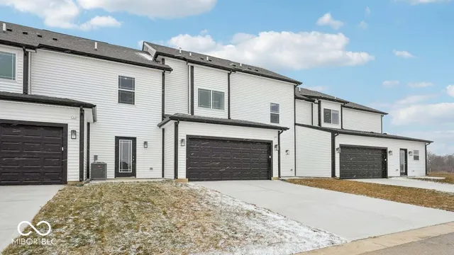 $288,900 | 6094 Cascades Drive, Whitestown, IN 46075