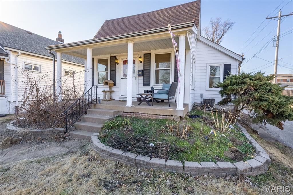 5015 Gerritt Avenue St. Louis, MO 63116 - Photo 4 of 48