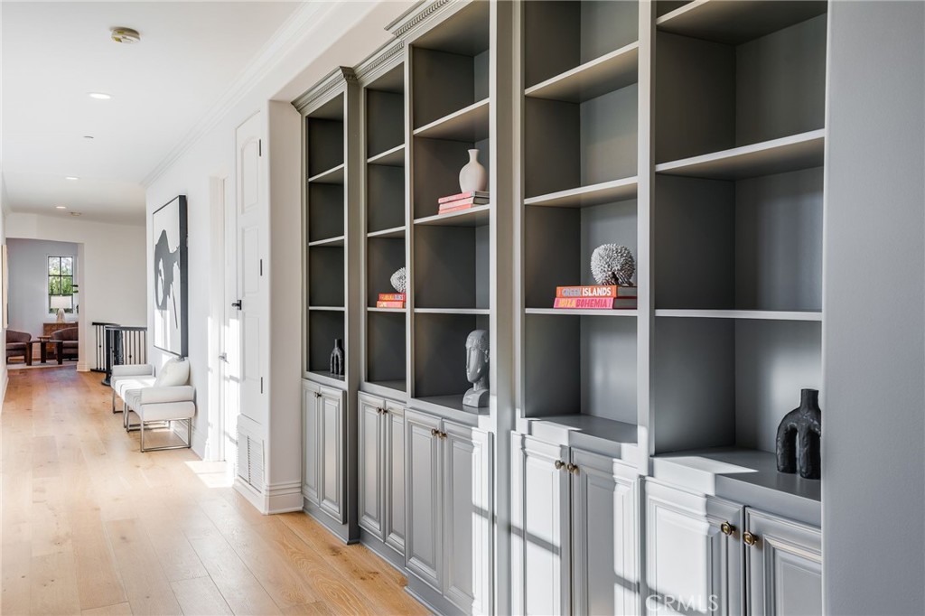 526 Riverside Avenue Newport Beach, CA 92663 - Photo 29 of 45