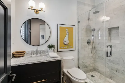 $7,395,000 | 526 Riverside Avenue, Newport Beach, CA 92663