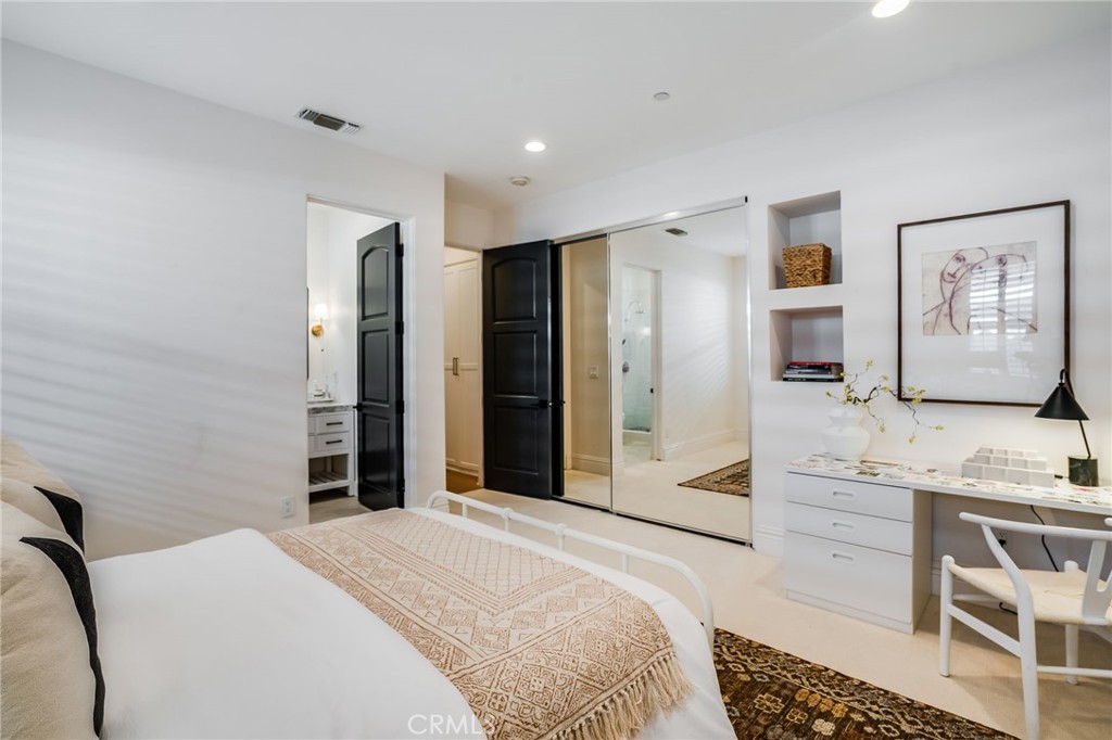 526 Riverside Avenue Newport Beach, CA 92663 - Photo 36 of 45