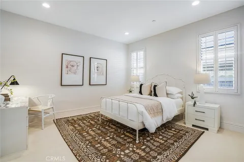 $7,395,000 | 526 Riverside Avenue, Newport Beach, CA 92663