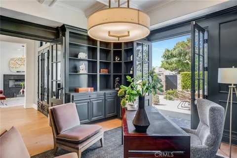 $7,395,000 | 526 Riverside Avenue, Newport Beach, CA 92663