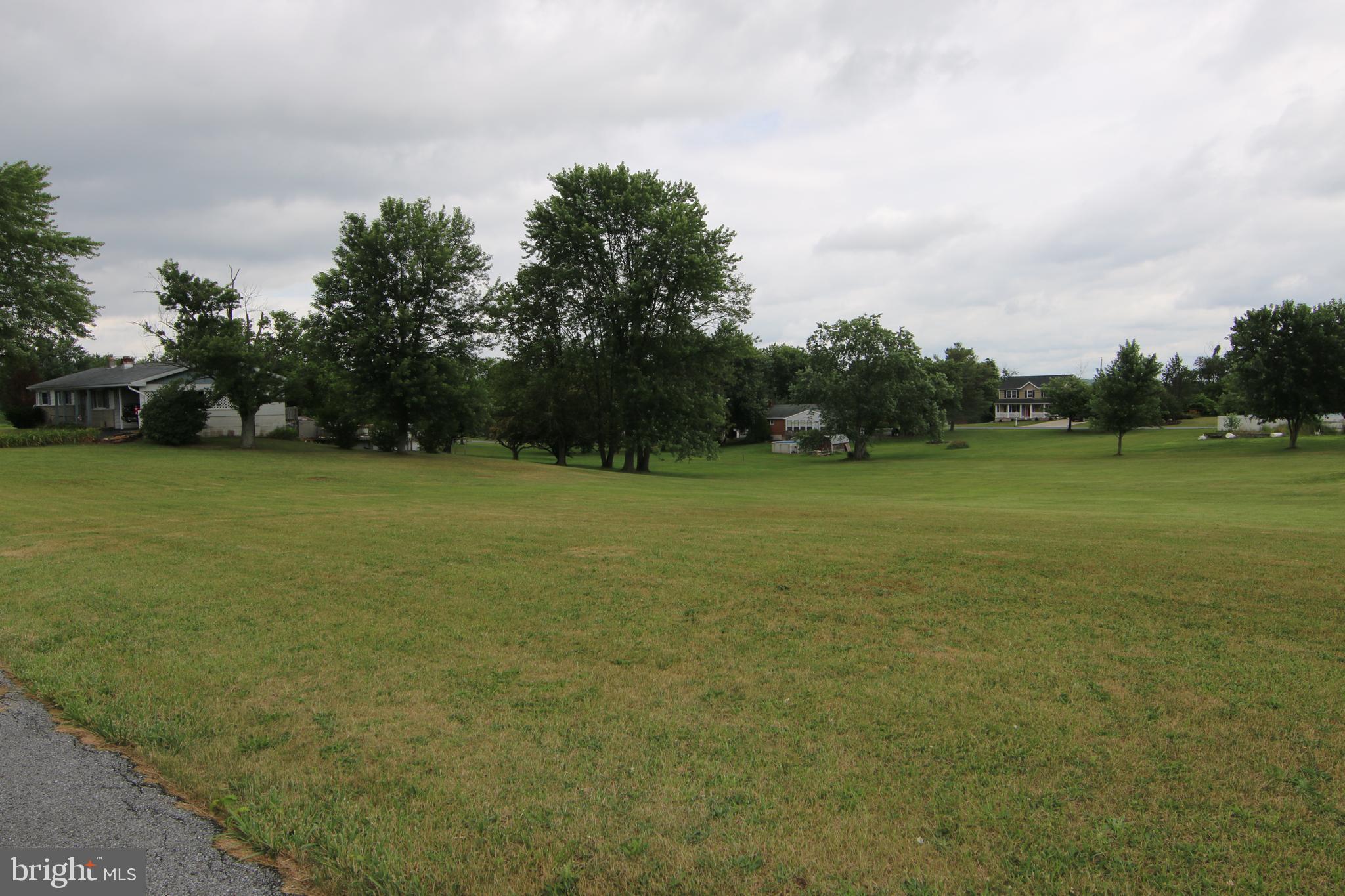 935 Thistle Road Elizabethtown, PA 17022 - Photo 9 of 9 Gallery Image 9