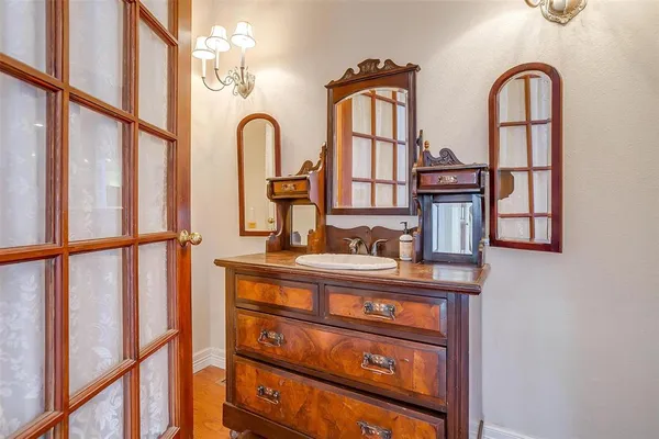$1,100,000 | 410 Beverly Street, Keller, TX 76248