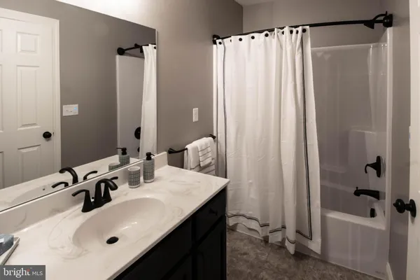 $443,900 | 2 Lavender Lane, Lebanon, PA 17042
