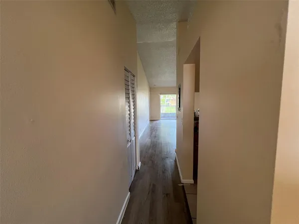 $1,899 | 2431 Northwest 56th Avenue, Unit 201, Lauderhill, FL 33313